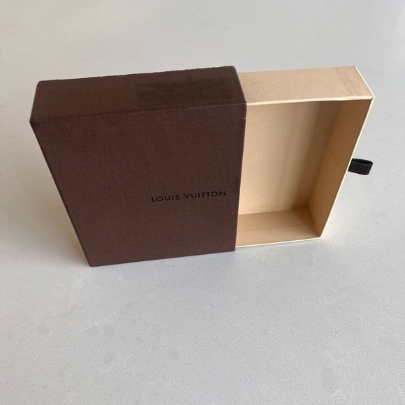 Authentic Louis Vuitton Box with Leather Pull - Picture 5 of 10